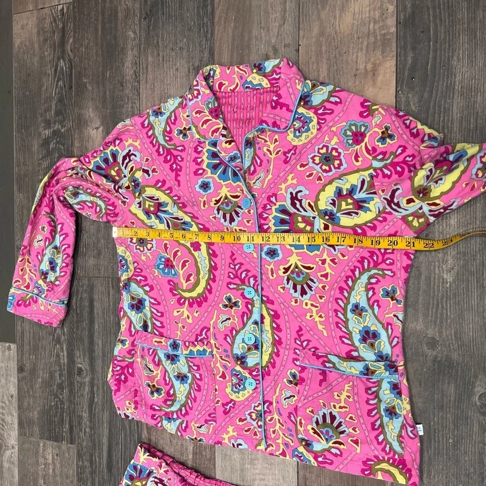 Nick & Nora Pink Paisley 2 piece Flannel Pajama Set Medium